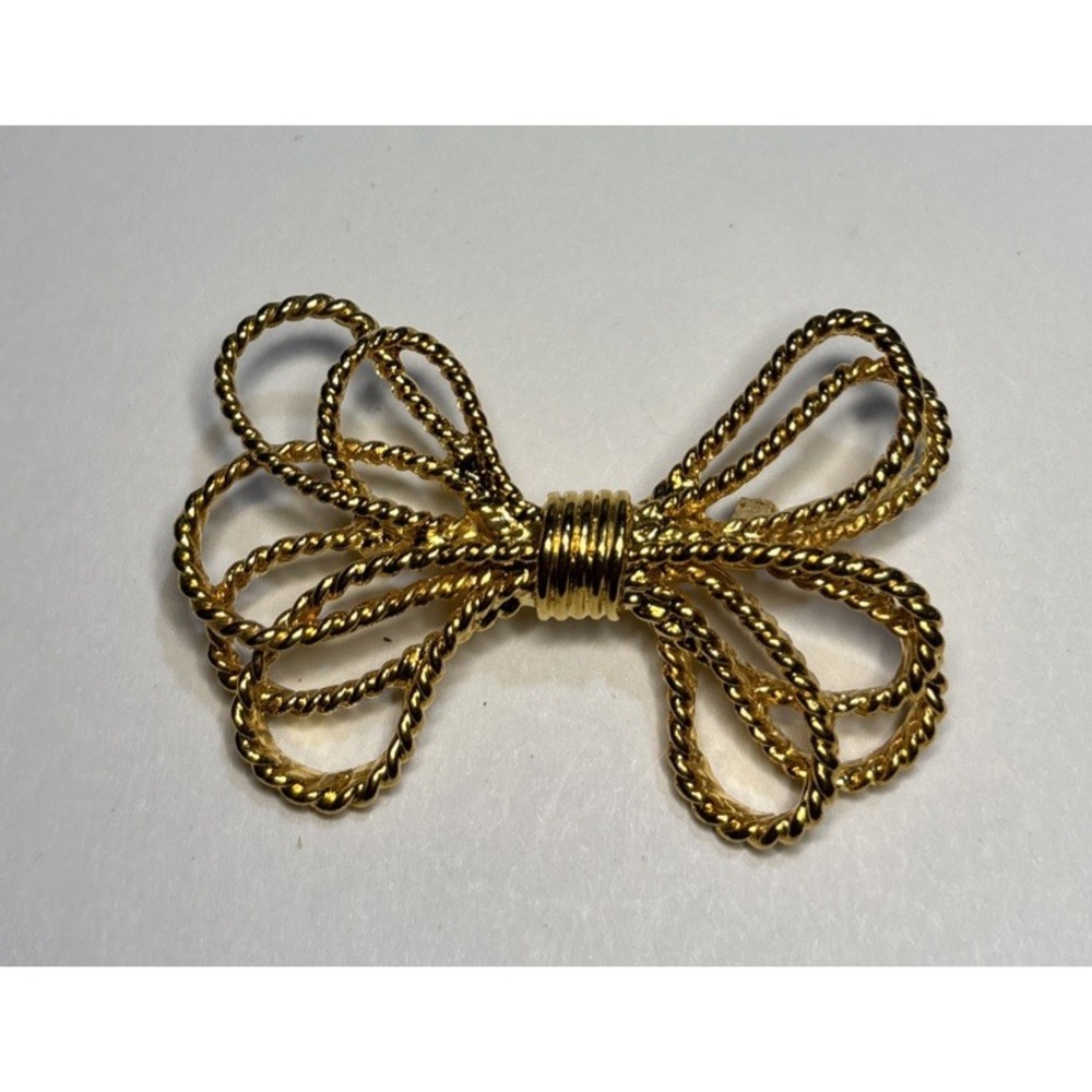 Gold Tone Rope Bow Brooch Textured Openwork Ribbon Statement Pin 2"